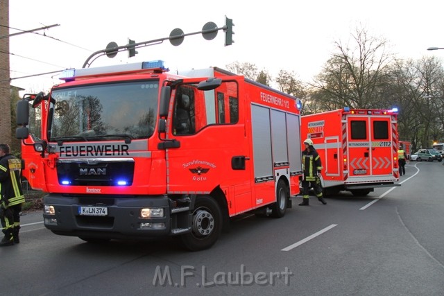 VU Kleintransporter KVB Bahn Koeln Ossendorf Westendstr JK P06.jpg